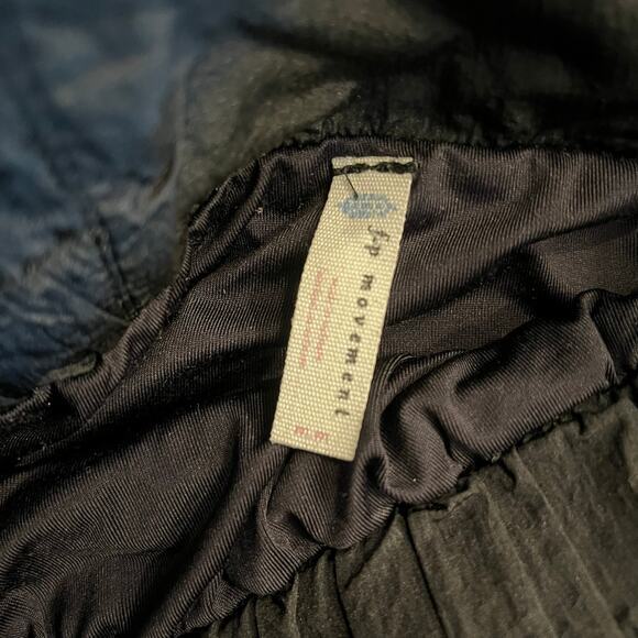 Free People The Way Home Shorts in Black Size Medium - Picture 5 of 8